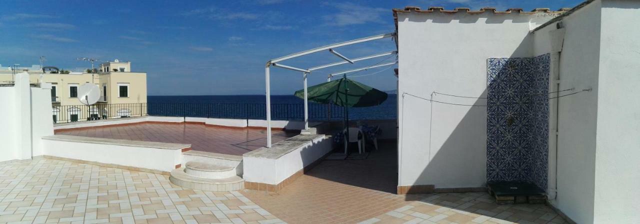 Terrazzo 73 Villa อีสเกีย ภายนอก รูปภาพ